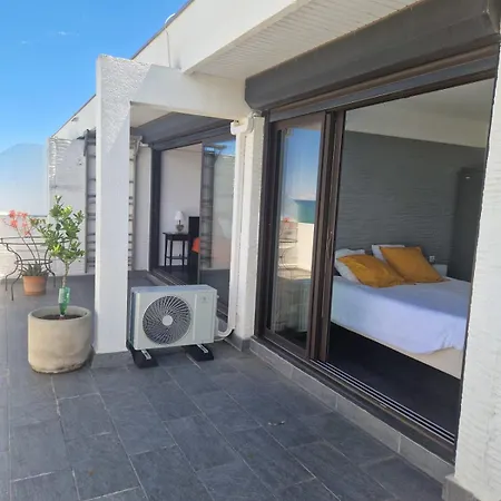 With Terrace In Saint-cyprien Apartman Saint-Cyprien