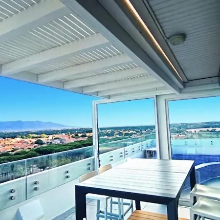 With Terrace In Saint-cyprien * Saint-Cyprien (Pyrenees-Orientales)